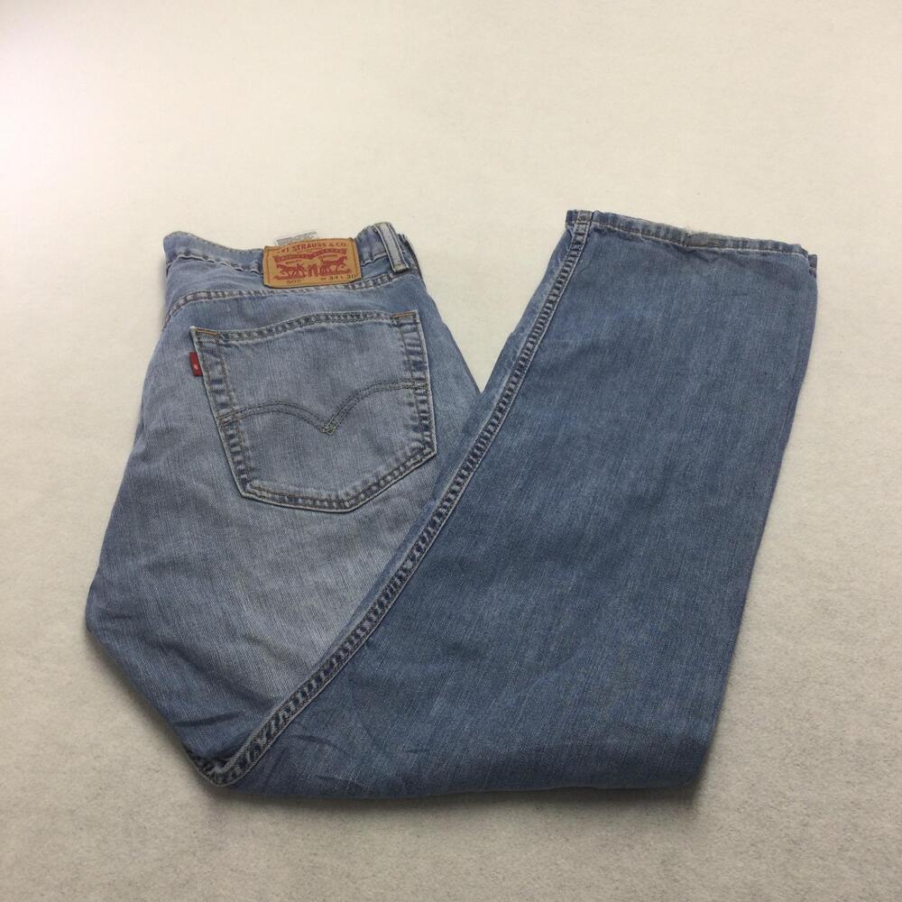 Levis 505 Jeans Mens 34x30 Light Wash Blue Straight Leg Denim Zip Fly Casual